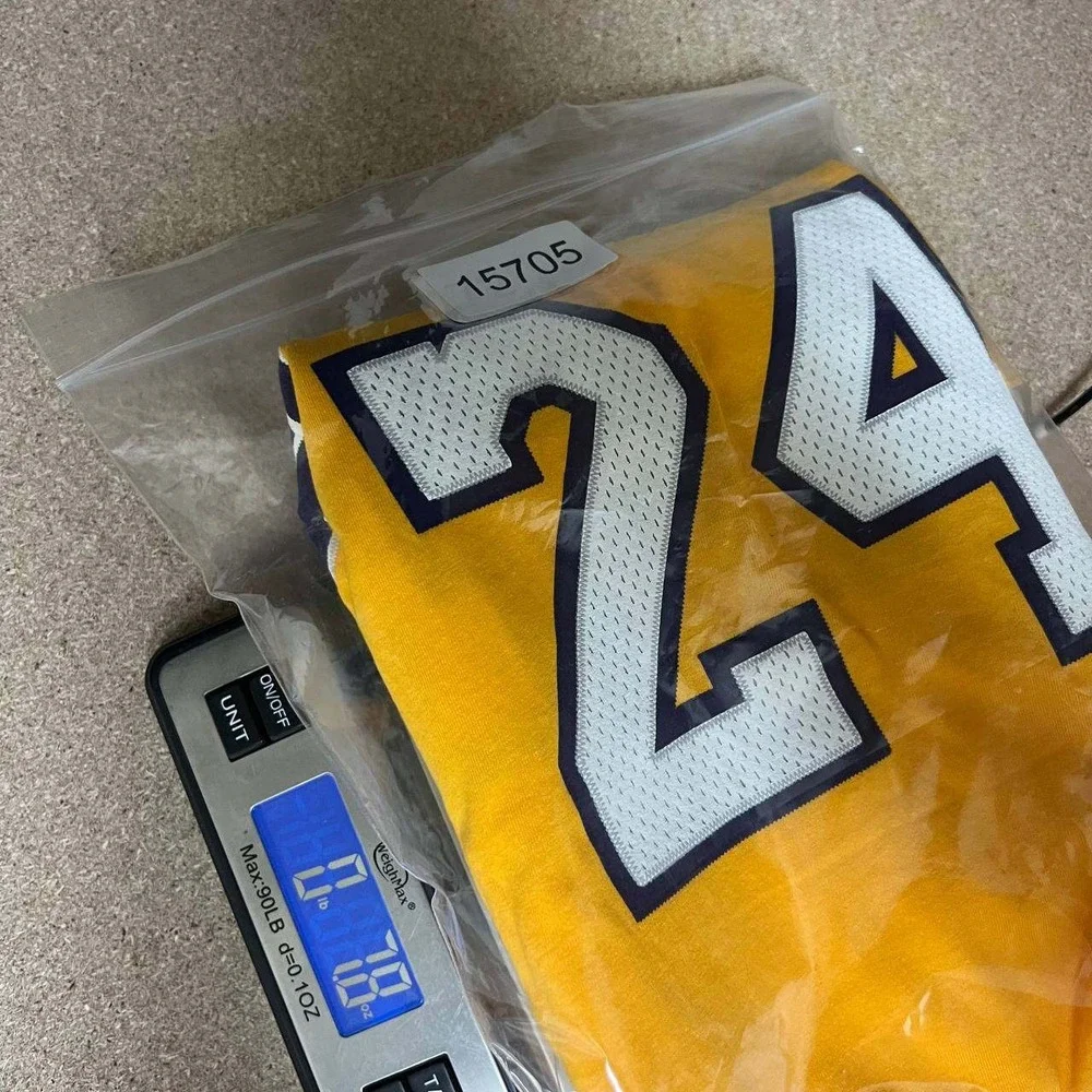 Vintage Los Angeles LA Lakers #24‎ Shirt Men XL Yellow Adidas Short Sleeve New